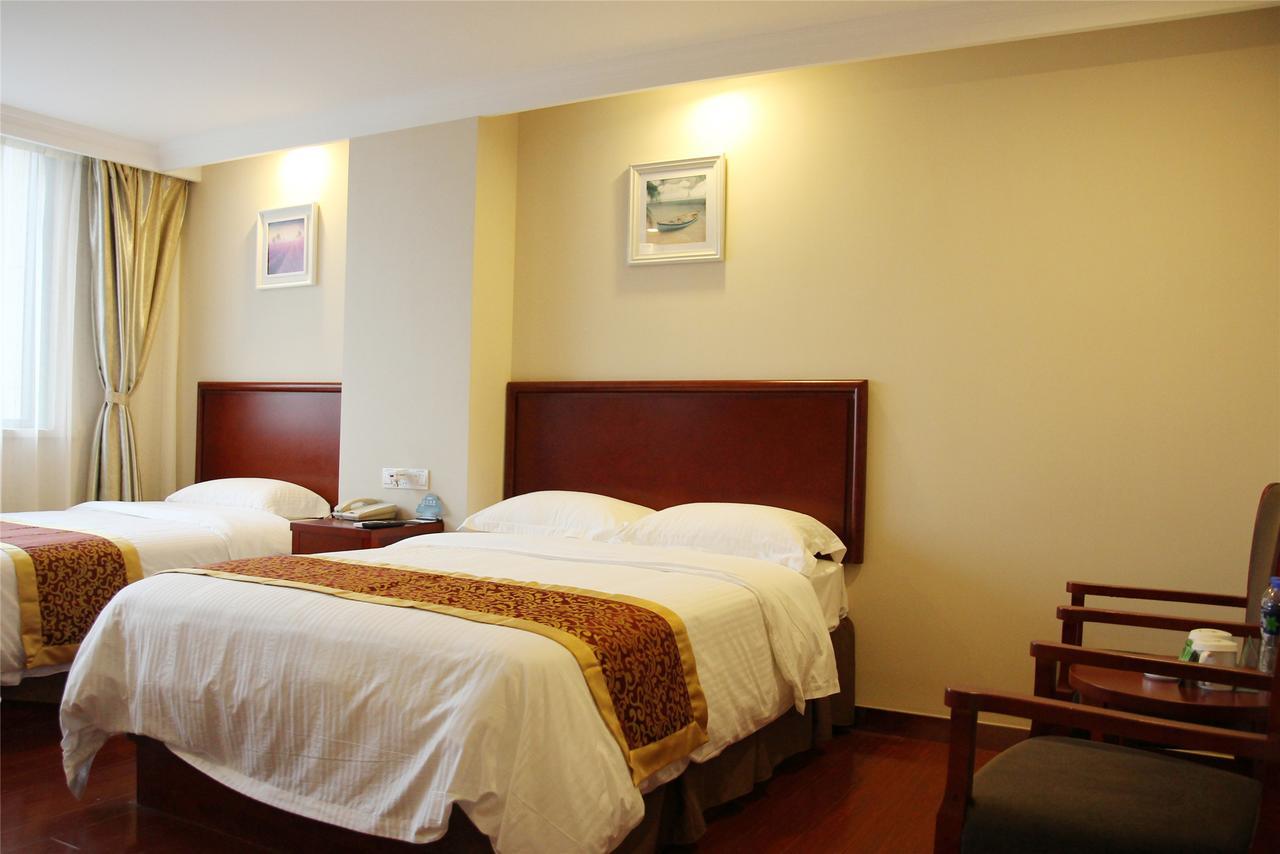 Greentree Inn Henan Qinyang Middle Huaifu Road Express Hotel Kültér fotó